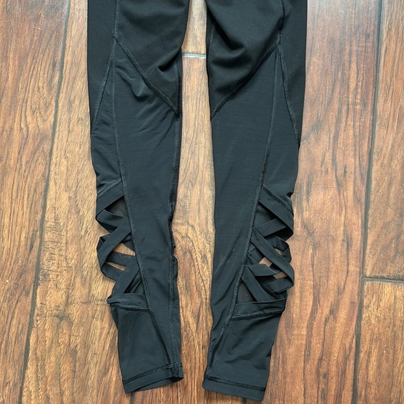 Victoria Secret |Sport Mesh High Rise Leggings - Picture 6 of 7